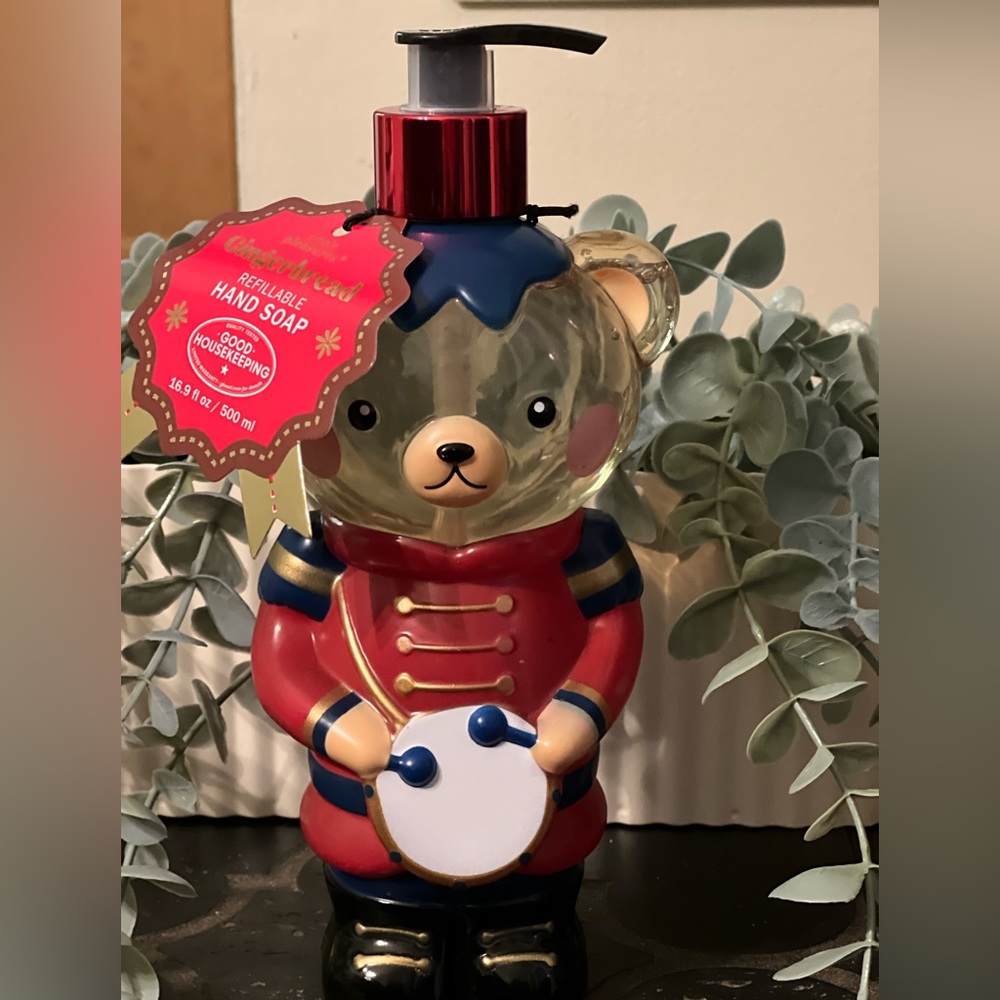 Drummer Hand Soap Holiday Dispenser